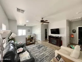 Photo #5: 6195062 Listing 