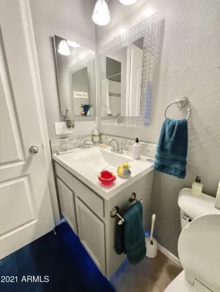 Photo #6: 6195062 Listing 