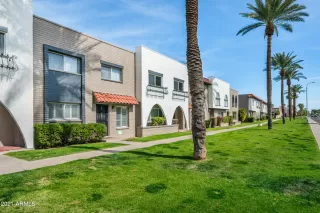 Photo #6: 6195090 Listing