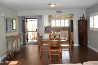 Photo #5: 6195166 Listing