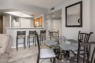 Photo #6: 6195181 Listing