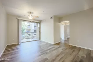 Photo #2: 6195278 Listing