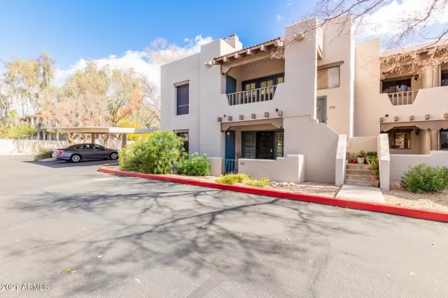 MLS: 6195356 Condo For Sale