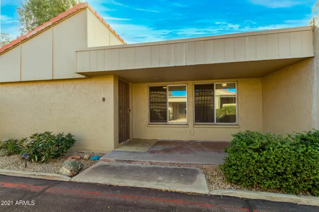 MLS: 6195474 Condo For Sale