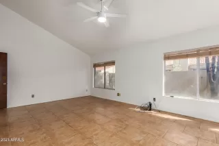 Photo #4: 6195474 Listing