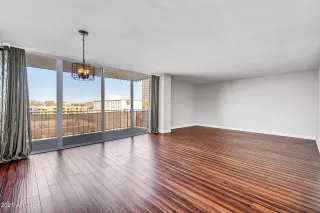 Photo #2: 6195491 Listing