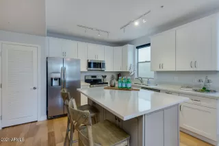 Photo #4: 6195632 Listing