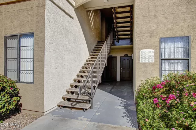 MLS: 6195710 Condo For Sale