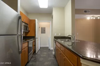 Photo #5: 6195710 Listing 