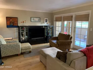 Photo #6: 6195781 Listing