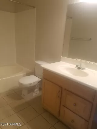 Photo #5: 6195793 Listing