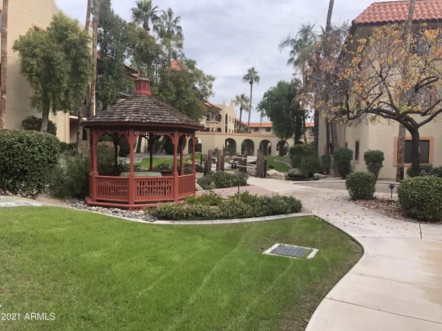 MLS: 6195806 Condo For Sale