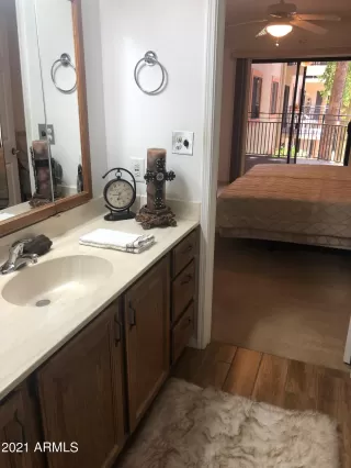 Photo #3: 6195806 Listing