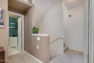 Photo #3: 6195914 Listing 