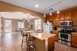 Photo #1: 6195968 Listing 