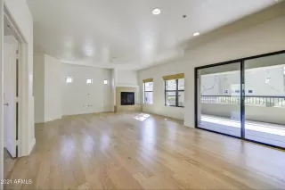 Photo #5: 6195979 Listing