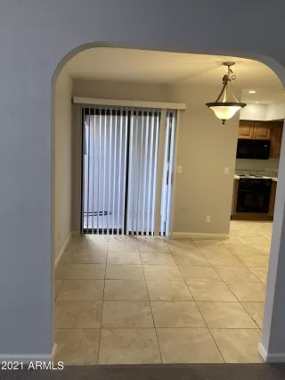 Photo #3: 6195985 Listing