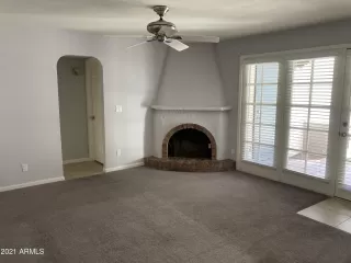 Photo #4: 6195985 Listing