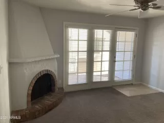 Photo #5: 6195985 Listing