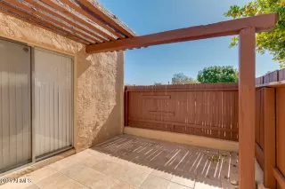 Photo #5: 6196217 Listing