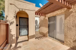 Photo #6: 6196217 Listing