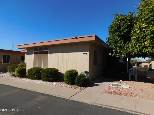 MLS: 6196289 Condo For Sale