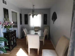 Photo #5: 6196289 Listing