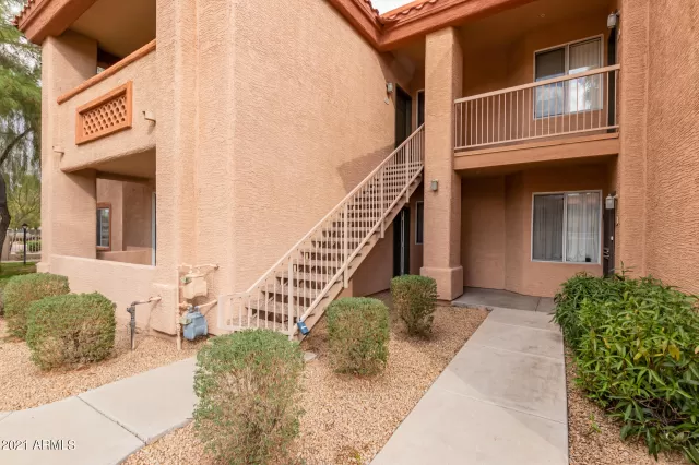 MLS: 6196300 Condo For Sale