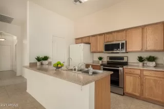 Photo #1: 6196487 Listing 