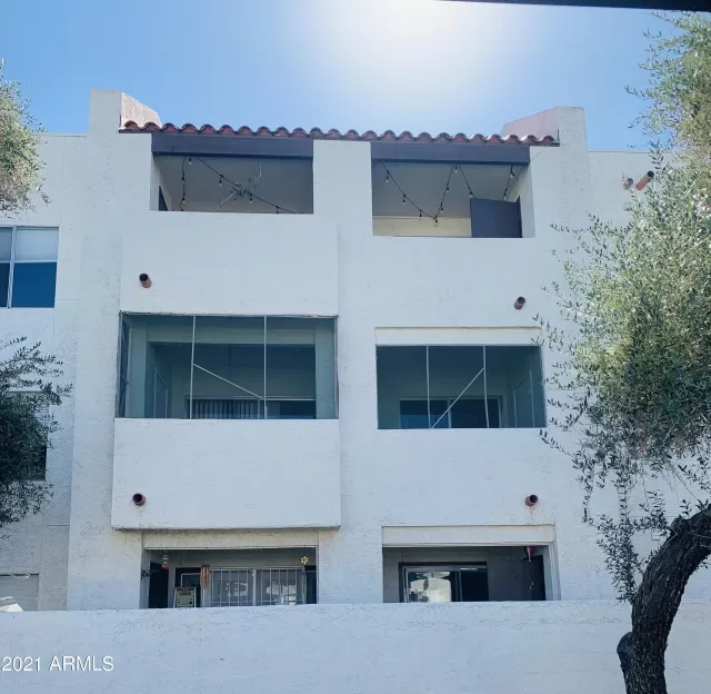 MLS: 6196529 Condo For Sale