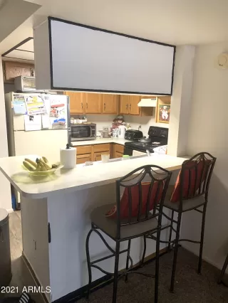 Photo #4: 6196529 Listing