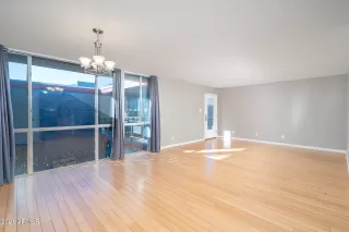 Photo #3: 6196541 Listing