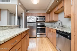 Photo #4: 6196541 Listing