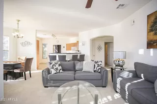 Photo #3: 6196556 Listing