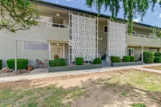 Photo #1: 6196746 Listing 