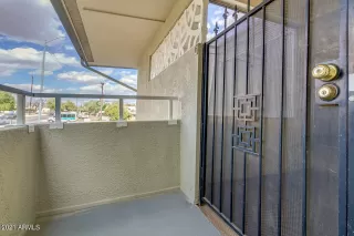 Photo #3: 6196746 Listing 