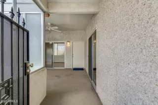 Photo #5: 6196746 Listing 