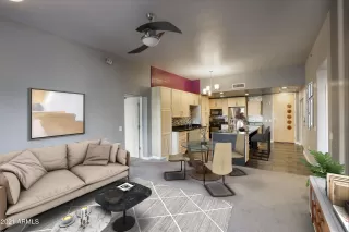 Photo #6: 6196801 Listing 