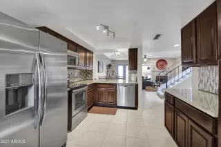 Photo #6: 6197028 Listing 