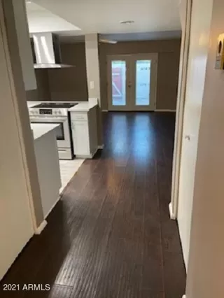 Photo #3: 6197207 Listing