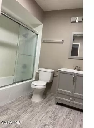 Photo #6: 6197207 Listing