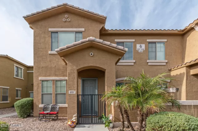 MLS: 6197369 Condo For Sale