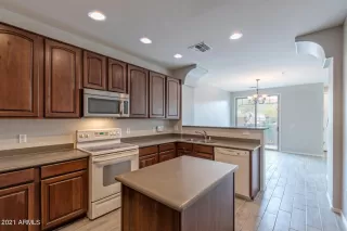 Photo #3: 6197369 Listing