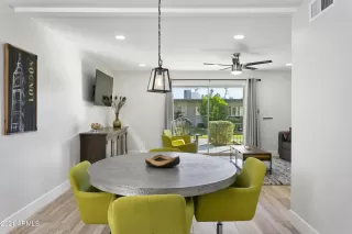 Photo #2: 6197385 Listing