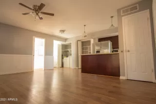 Photo #2: 6197445 Listing