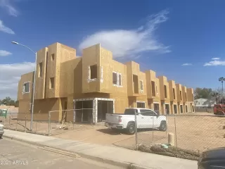 Photo #4: 6197534 Listing