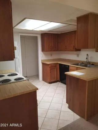 Photo #2: 6197595 Listing