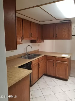 Photo #3: 6197595 Listing