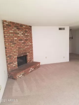 Photo #5: 6197595 Listing