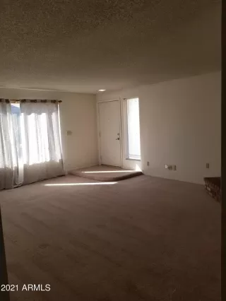 Photo #6: 6197595 Listing